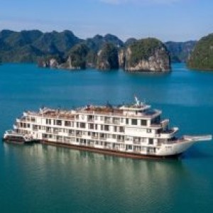 Trải nghiệm đẳng cấp cùng Ambassador Day Cruise II