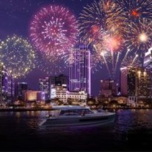 Top du thuyền xuyên Tết 2026 đón giao thừa trên sông Sài Gòn