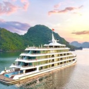 Du thuyền Catherine: Tuyệt tác Indochine trên vịnh di sản