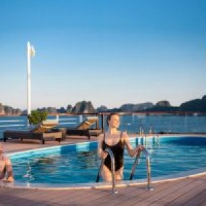 Những Du thuyền Hạ Long có bể bơi ! Đang HOT nhất năm 2024