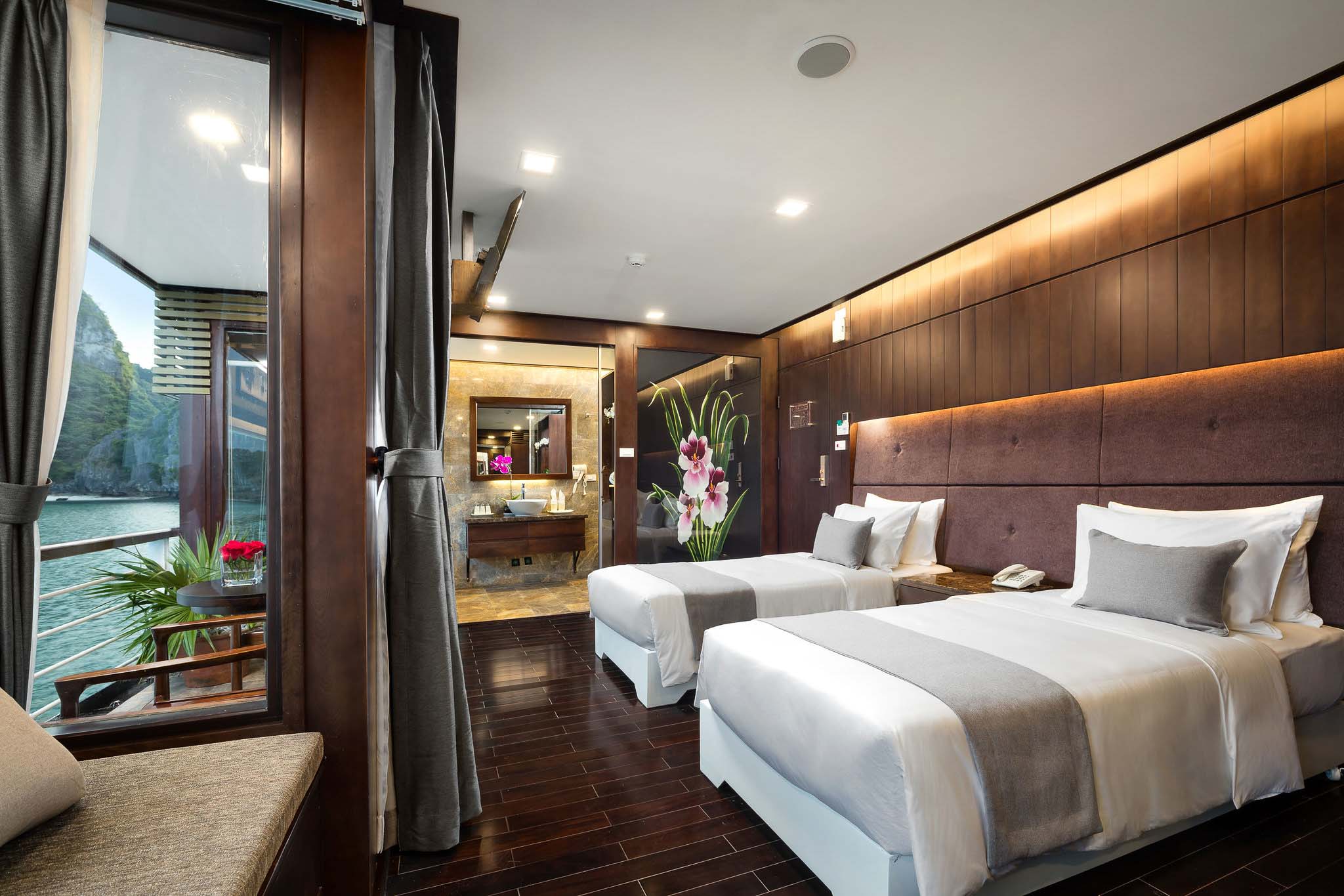 Phòng Suite du thuyền Orchid Hạ Long 