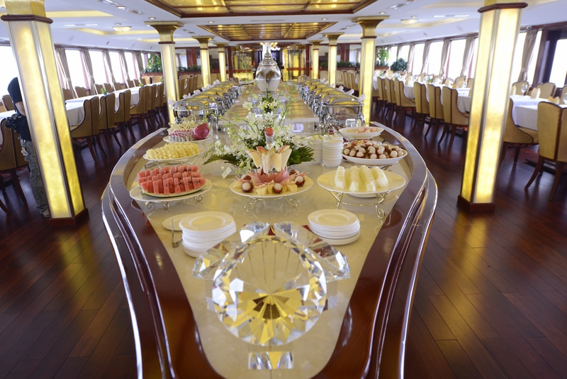 Nhà hàng du thuyền Golden Cruise