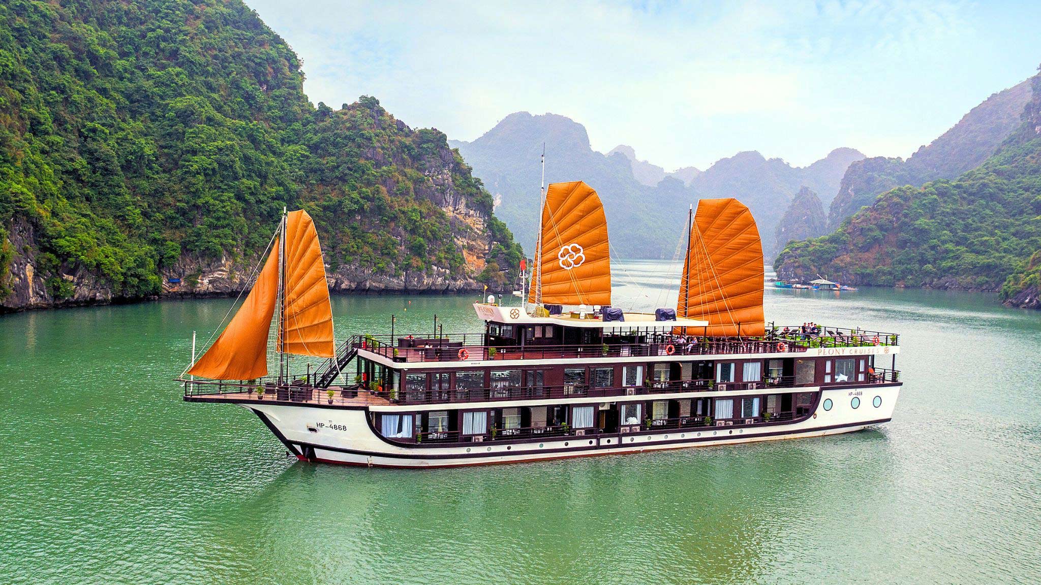Du thuyền Peony Hạ Long 