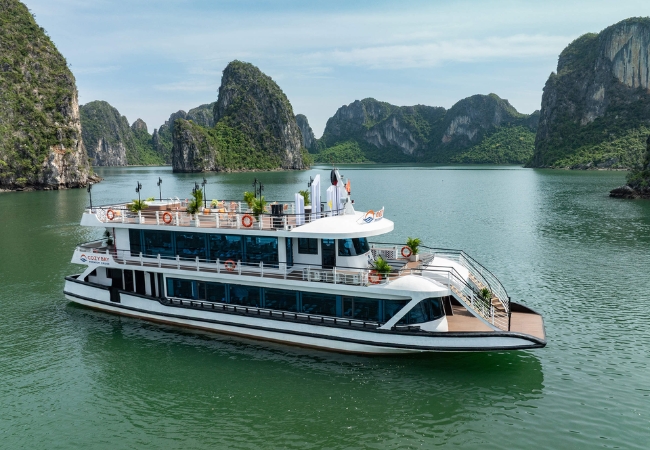 Tour Vịnh Hạ Long 1 ngày với Du thuyền 5 sao Cozy Bay Premium