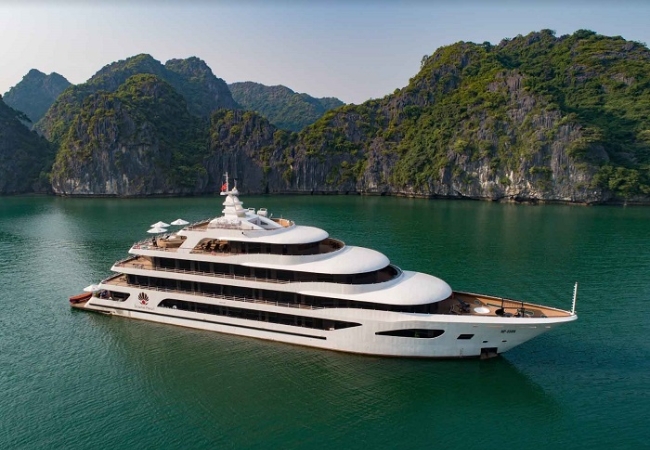 Thông tin mới nhất về Du thuyền Scarlet Pearl Hạ Long 2025